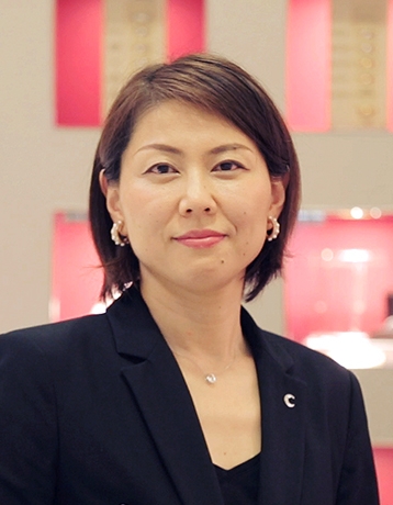 高橋アドバイザー 西武池袋本店 店長