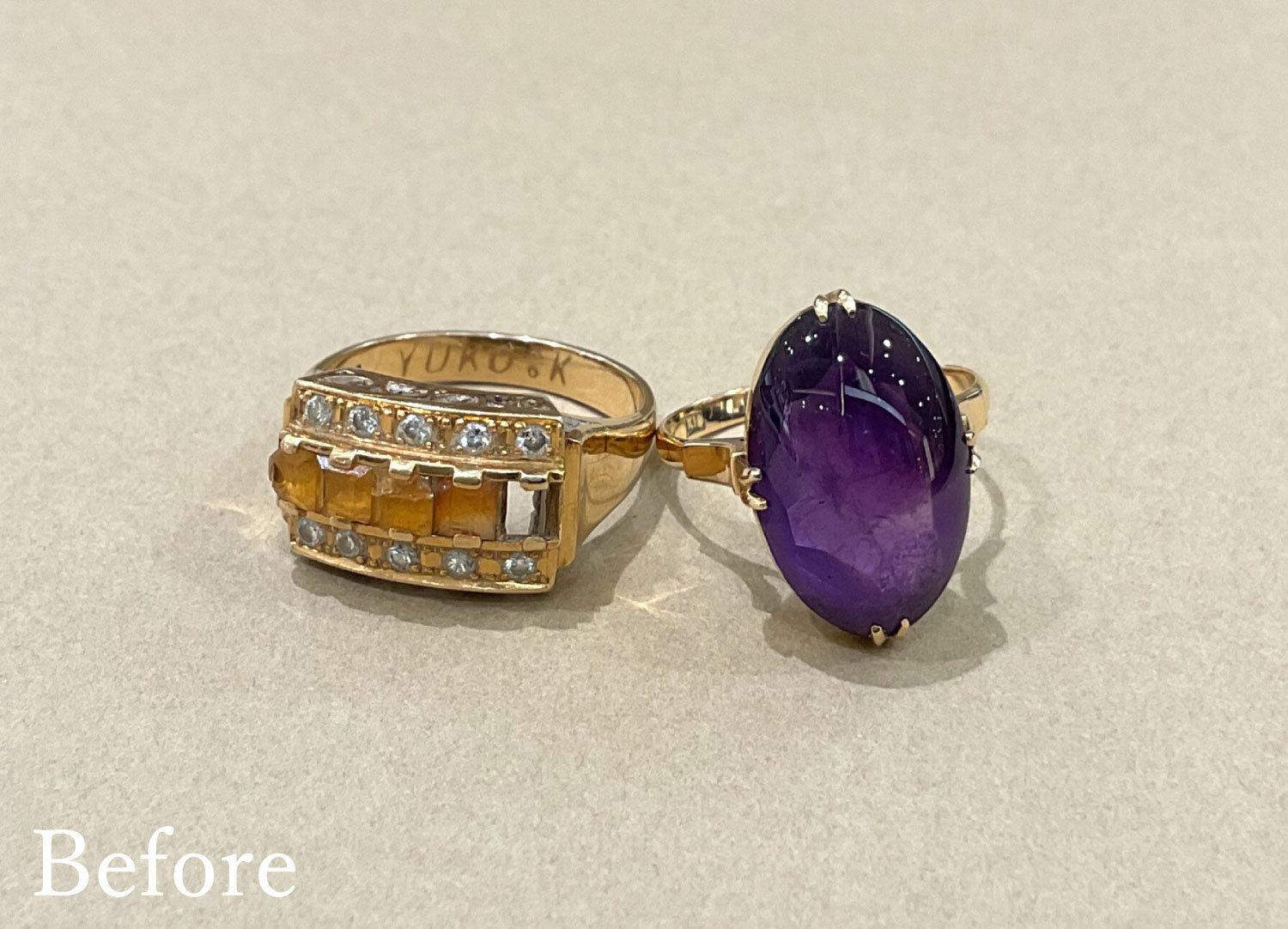 ビフォー画像　紫色石リングと黄色石リング