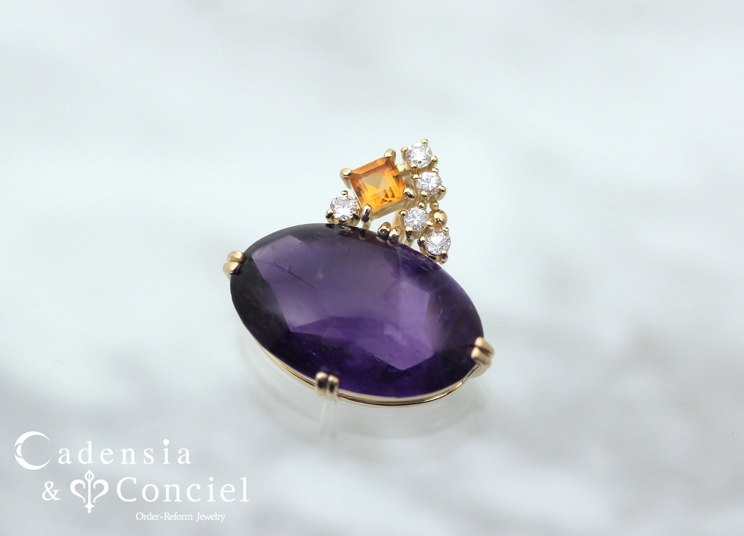 完成画像　紫色石と黄色石のペンダント