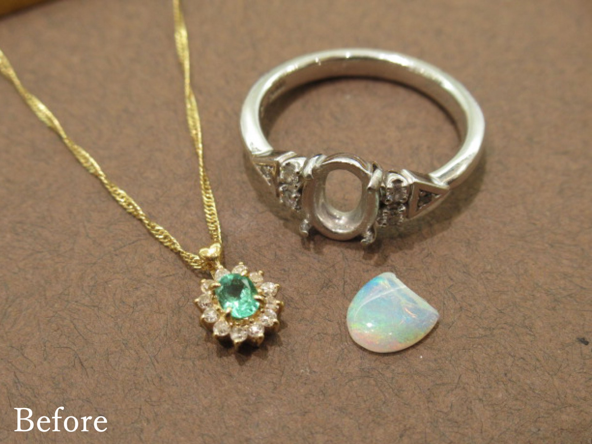 Before　破損してしまったオパール、緑石のペンダント、メレダイヤが付いたリング