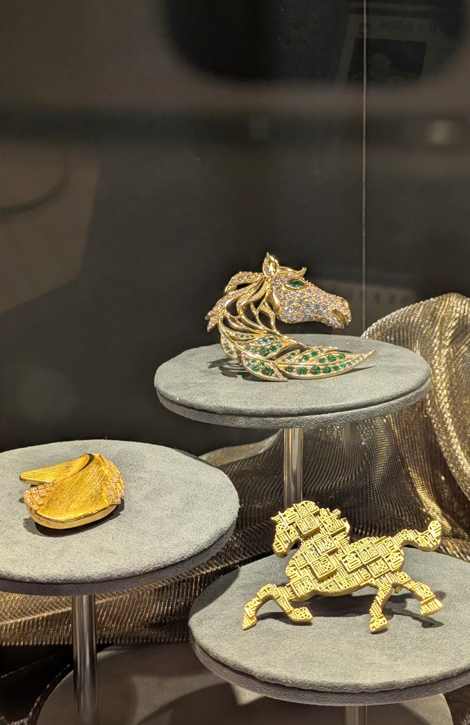 干支のジュエリー